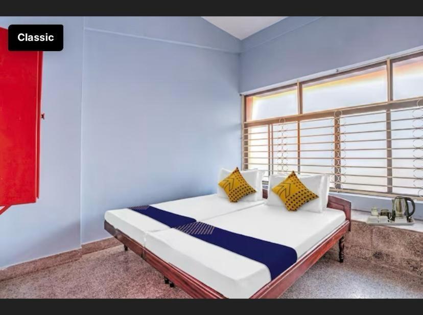 Ss Kkp Tourist Home Thiruvananthapuram Exteriör bild