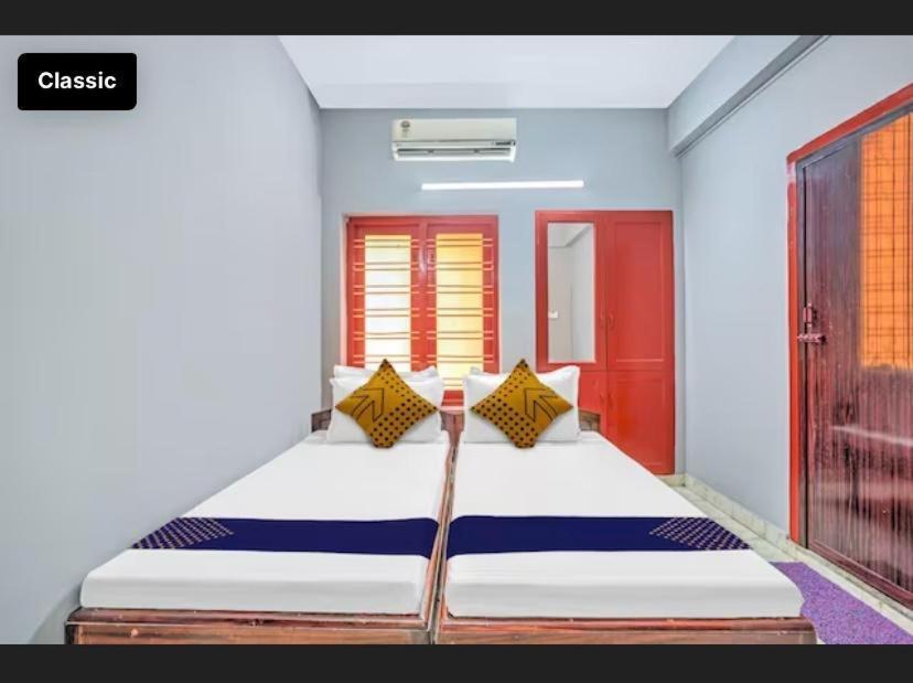 Ss Kkp Tourist Home Thiruvananthapuram Exteriör bild